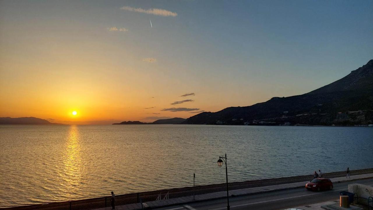 Loutraki Bay Daire Dış mekan fotoğraf